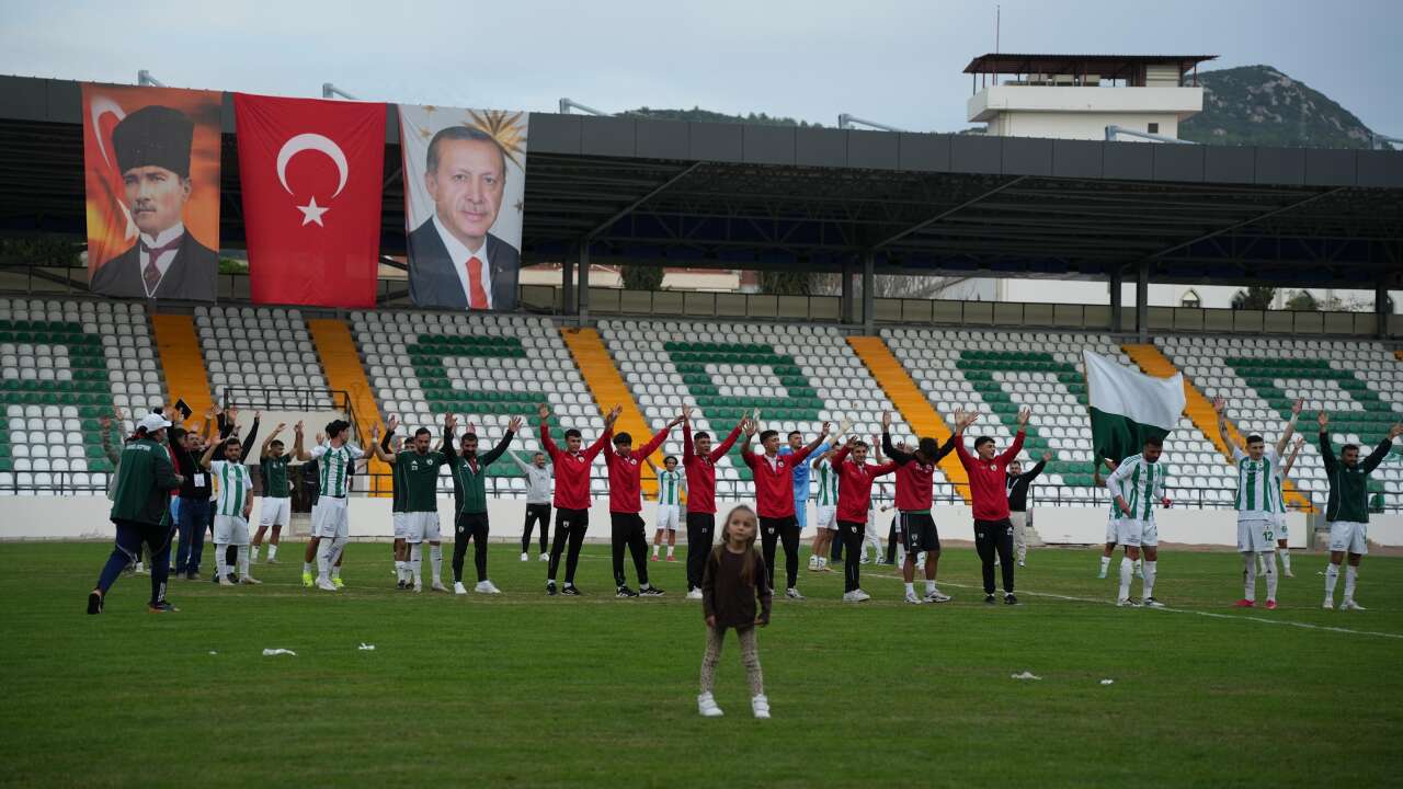 Muğlaspor - Elazığspor Maçında O An: Gol, Sevinç ve Zafer Bir Arada 13